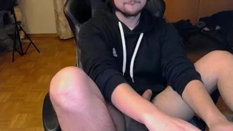 Snapshot of dirty_fun_boy chatting on November 11, 5:35 pm dirty_fun_boy online show from November 11, 5:35 pm