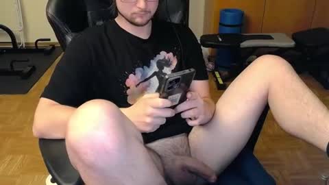 Snapshot of dirty_fun_boy chatting on July 28, 6:53 pm dirty_fun_boy online show from July 28, 6:53 pm