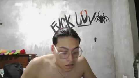 dirty model online show from March 16, 2:39 am