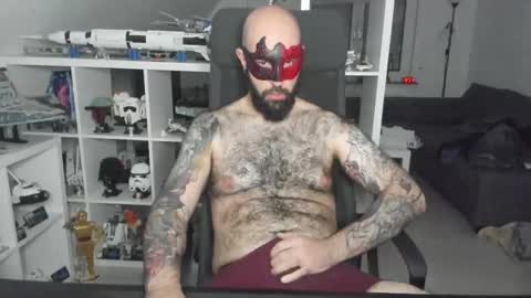 Robert online show from October 29, 5:58 pm