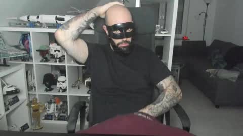 Robert online show from November 3, 1:40 am