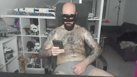 Robert online show from November 27, 5:48 pm