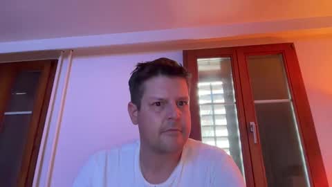 Snapshot of dirtybastard81 chatting on February 25, 7:09 am Jan online show from February 25, 7:09 am