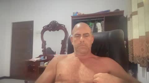 Snapshot of dirtydanlondon chatting on February 15, 3:09 am Dirtydanlondon online show from February 15, 3:09 am