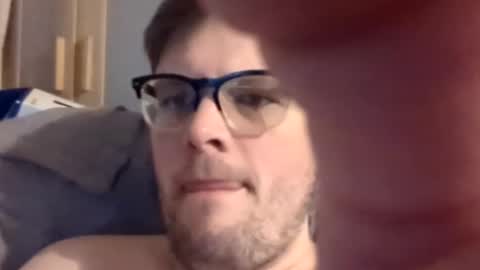 Snapshot of dirtydogsday chatting on February 11, 7:27 pm Dirtydog online show from February 11, 7:27 pm