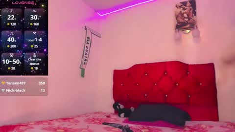 Naomy  online show from January 27, 7:35 pm