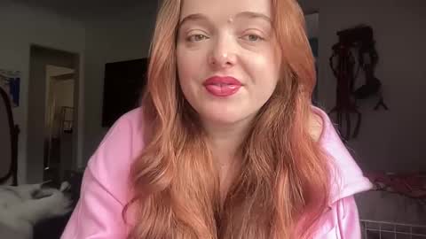 Snapshot of dirtylaneyjane chatting on February 12, 8:40 pm Laney Jane online show from February 12, 8:40 pm