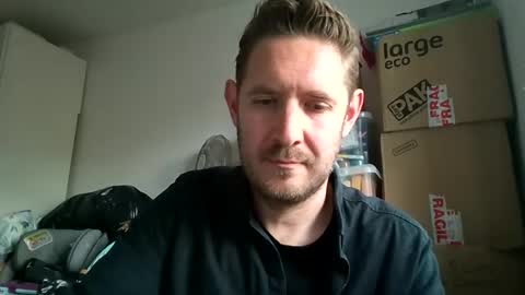 Snapshot of dirtylondon729 chatting on June 10, 3:00 pm Exhibitionist Ben online show from June 10, 3:00 pm