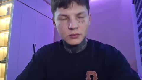 dirtymercedes online show from June 23, 7:06 am