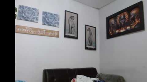 dirtyslimlatin online show from June 7, 12:48 am