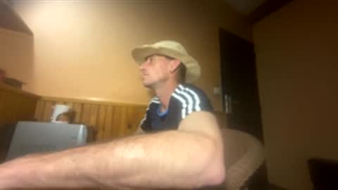 dirtyuniversal online show from April 14, 6:47 pm