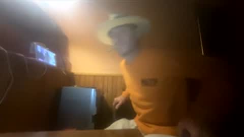 dirtyuniversal online show from April 17, 9:01 am