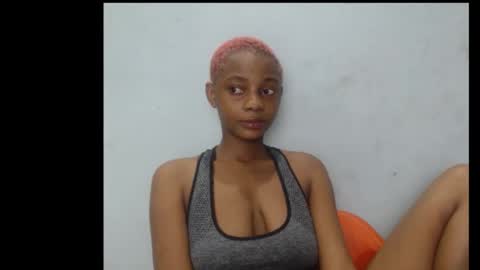 Snapshot of dirtyxxslut chatting on October 13, 11:21 am dirtyxxslut online show from October 13, 11:21 am
