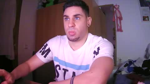 diselobienclaro online show from December 19, 10:39 pm