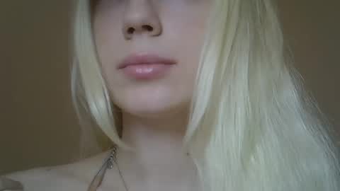 DitaMilton online show from February 26, 9:25 pm