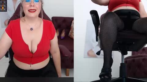 Snapshot of diva_milf chatting on October 6, 9:34 pm Diva online show from October 6, 9:34 pm