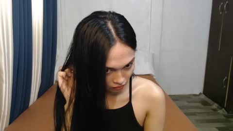 DIVINA online show from March 4, 2:06 am