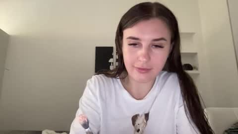 Valerie online show from March 7, 11:40 am