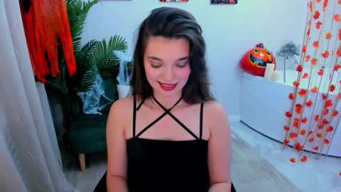 Hannah online show from October 27, 12:09 pm