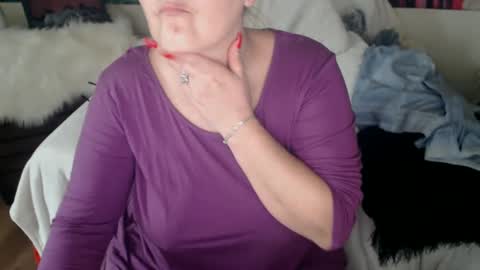 Snapshot of divineblond chatting on March 11, 11:55 am Alexxa online show from March 11, 11:55 am