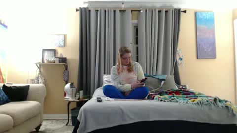 Snapshot of dixie_comanche chatting on January 27, 3:37 am dixie_comanche online show from January 27, 3:37 am