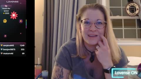 Snapshot of dixie_comanche chatting on March 4, 8:24 am dixie_comanche online show from March 4, 8:24 am