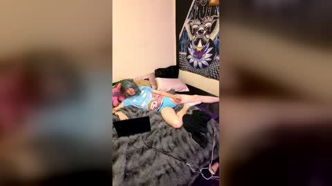 diztraxtion2468 online show from April 10, 3:56 am