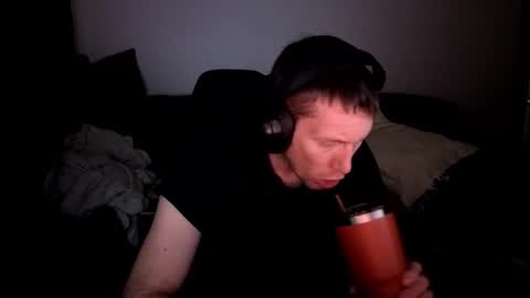 Hansel and Gretle online show from March 22, 1:42 am