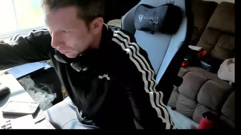 Hansel and Gretle online show from March 28, 1:22 pm