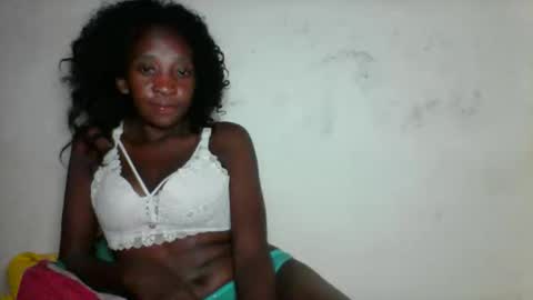 djamellah online show from April 4, 7:55 pm