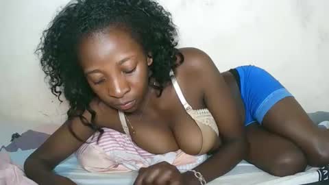 djamellah online show from April 16, 8:48 am