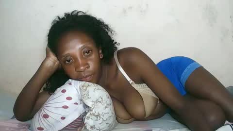 djamellah online show from April 16, 8:53 pm