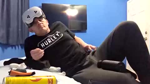 Snapshot of djcloudy22223 chatting on November 15, 10:34 am djcloudy22223 online show from November 15, 10:34 am