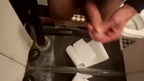 Snapshot of djkodro chatting on January 15, 10:46 pm djkodro online show from January 15, 10:46 pm