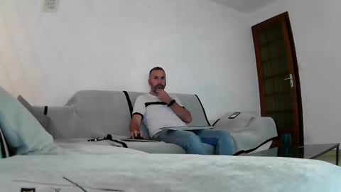 Snapshot of djo3322 chatting on December 2, 5:59 pm Djo online show from December 2, 5:59 pm