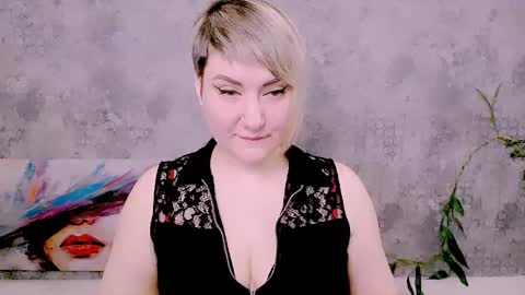 djullia online show from January 15, 7:02 am