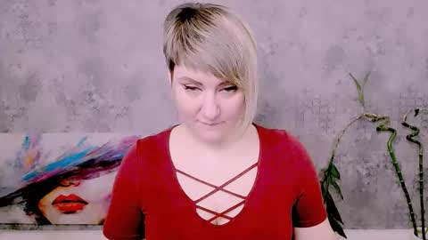 djullia online show from February 13, 7:48 am