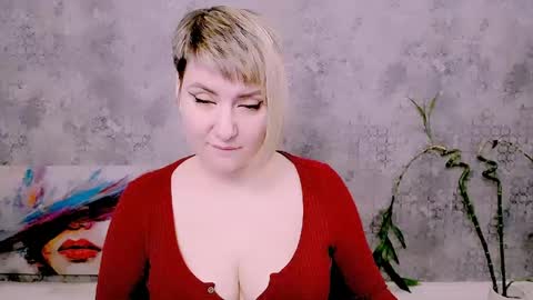 djullia online show from April 17, 6:27 am