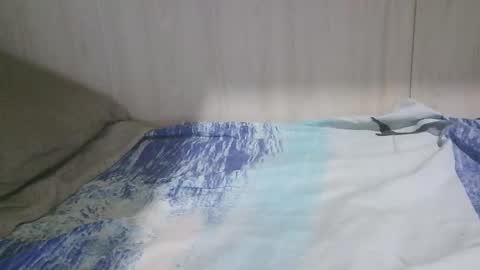 dkhkr93 online show from February 10, 11:02 pm