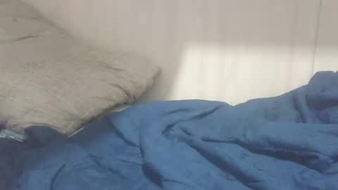 dkhkr93 online show from October 7, 12:41 am