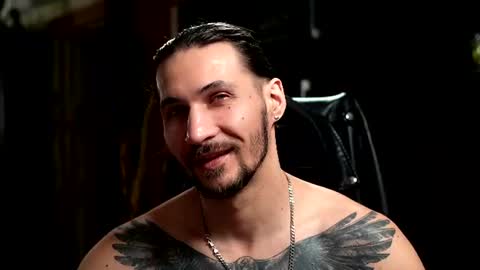 Snapshot of dl_raven chatting on June 16, 6:38 am Silverhand online show from June 16, 6:38 am