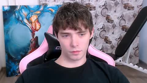 Snapshot of dmitryromanov chatting on May 30, 1:25 am Dead A online show from May 30, 1:25 am