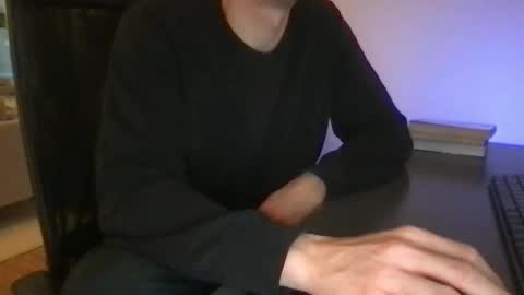 Snapshot of doctor_luv_69 chatting on February 27, 3:56 pm doctor_luv_69 online show from February 27, 3:56 pm