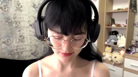 Annie PVT IS OPEN online show from September 20, 12:06 pm