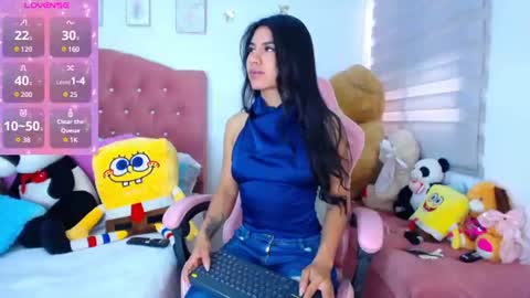 Snapshot of doe_sofi chatting on July 16, 11:49 am sofi online show from July 16, 11:49 am