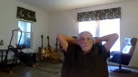 Snapshot of dogluc7 chatting on January 31, 8:01 pm dogluc7 online show from January 31, 8:01 pm