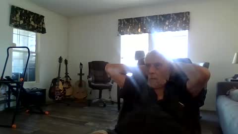 Snapshot of dogluc7 chatting on February 28, 4:10 pm dogluc7 online show from February 28, 4:10 pm