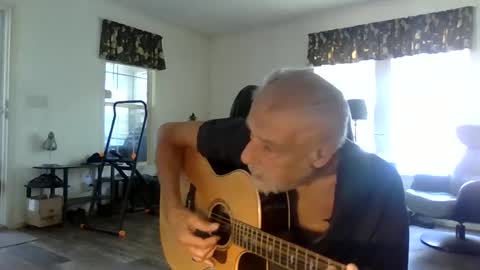 Snapshot of dogluc7 chatting on March 3, 6:44 pm dogluc7 online show from March 3, 6:44 pm