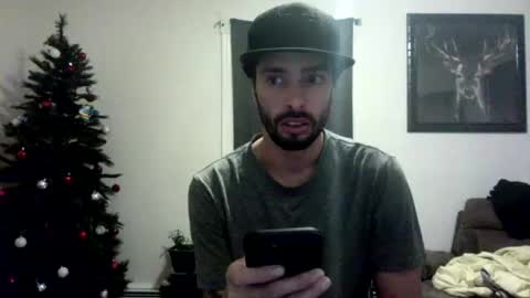 Snapshot of doingmek9 chatting on December 24, 10:33 am doingmek9 online show from December 24, 10:33 am