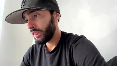 Snapshot of doingmek9 chatting on October 27, 2:32 pm doingmek9 online show from October 27, 2:32 pm